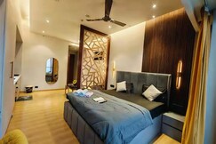 Luxury Studio with Balcony - Galaxy Blu Sapphire