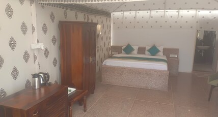 Raghav Resort Room Type - Raja Rani Luxury Bathtub