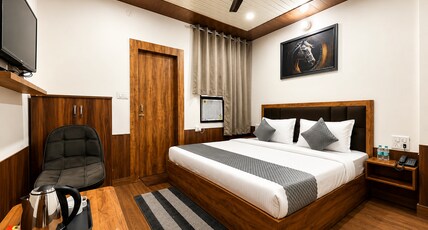 Guru Kirpa Stays & Dine Room Type - Deluxe Room
