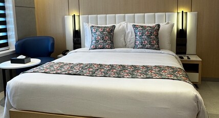 Galaxy Beacon Hotel Room Type - Superior Room
