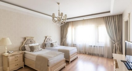 Qafqaz Riverside Hotel Room Type - Royal 4 Bedroom Villa with pool(seasonal) Qafqaz Riverside Hotel Room Type - Royal 4 Bedroom Villa with pool(seasonal)
