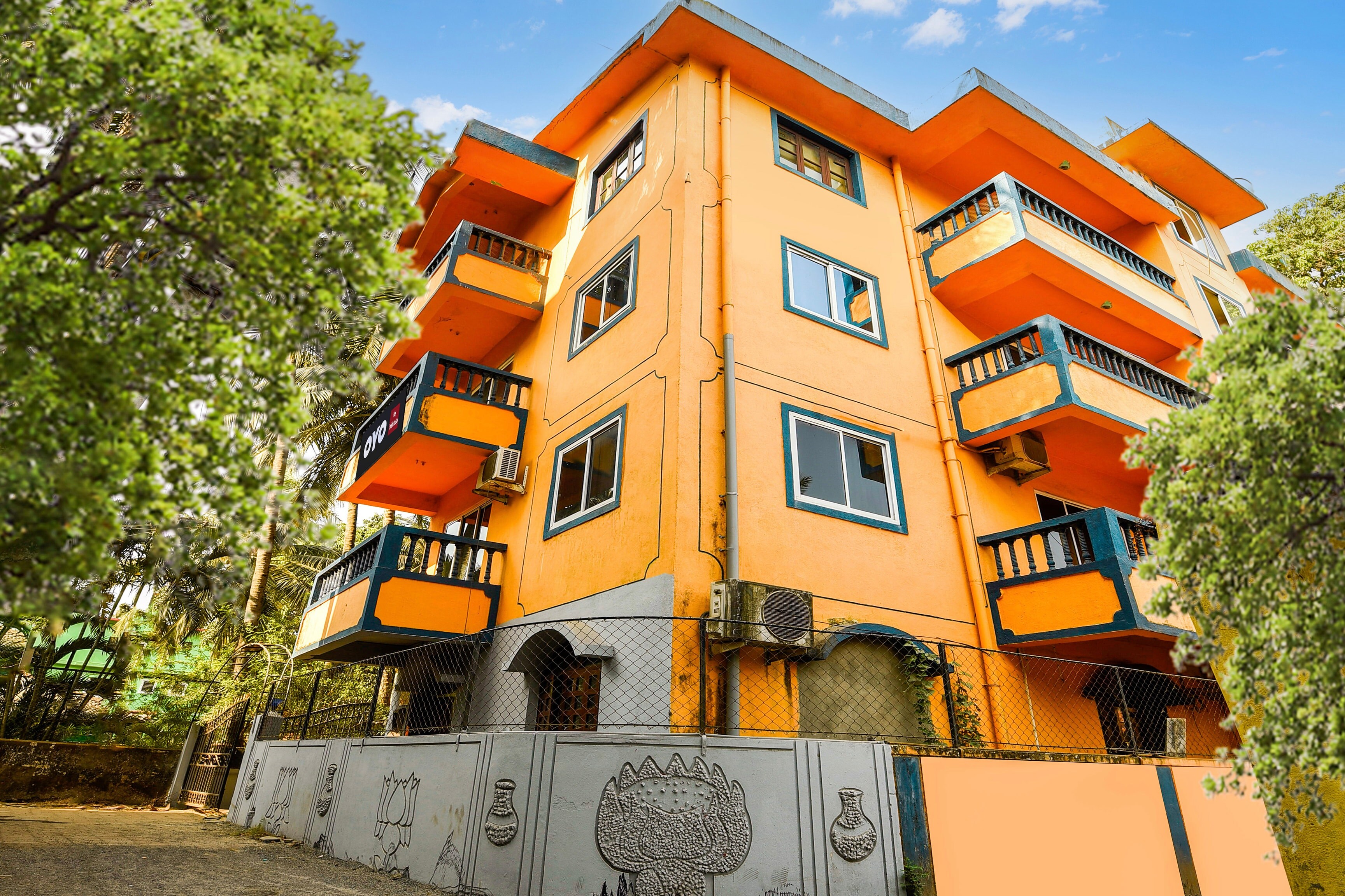 Hotel O CANDOLIM HOME STAY - Tap to explore photos