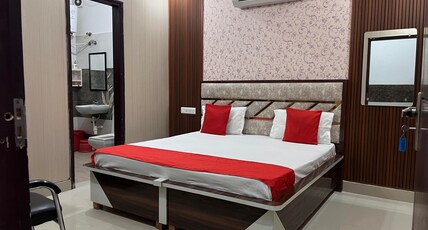 Paradise Inn Hotel & Party Hall Room Type - Deluxe Room
