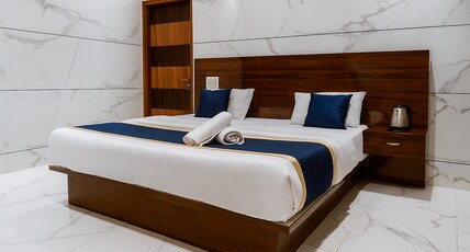 Aryan Residency | Rooms in a Homestay Room Type - Rooftop King Bed