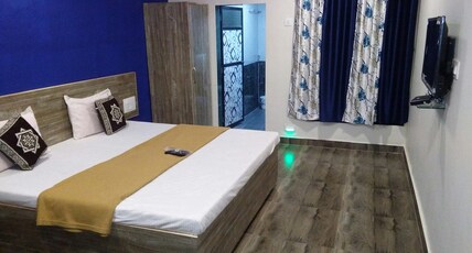 Raigad Palace | Rooms in a Homestay Room Type - Standard Balcony Non AC Room