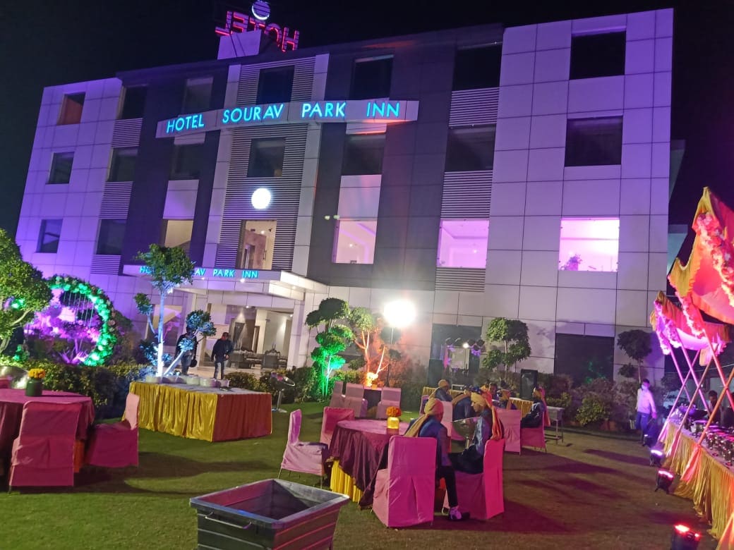 Hotel Sourav Park Inn Agra - Tap to explore photos