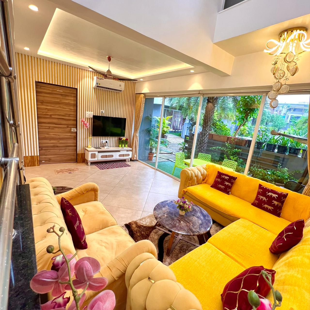 Happy Havan villa - Tap to explore photos