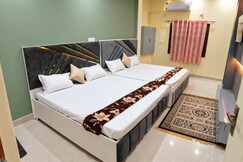 Address of New Kashi Paying Guest House Varanasi