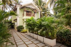 Sanctuary by REVE Escapes - Premium 3 BHK Villa Near Morjim Beach