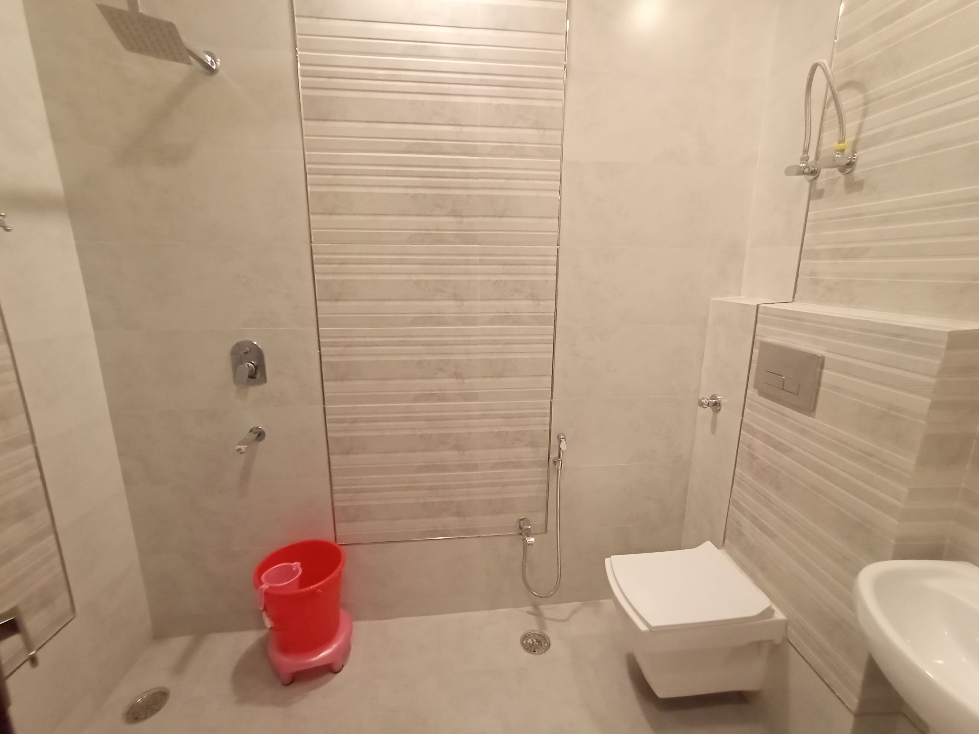 Krishan Vatika - Tap to explore photos