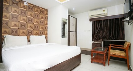 Opera Inn Room Type - Deluxe