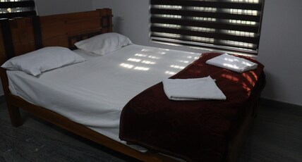 SAN VILLA Room Type - Superior Double NON AC Room 1