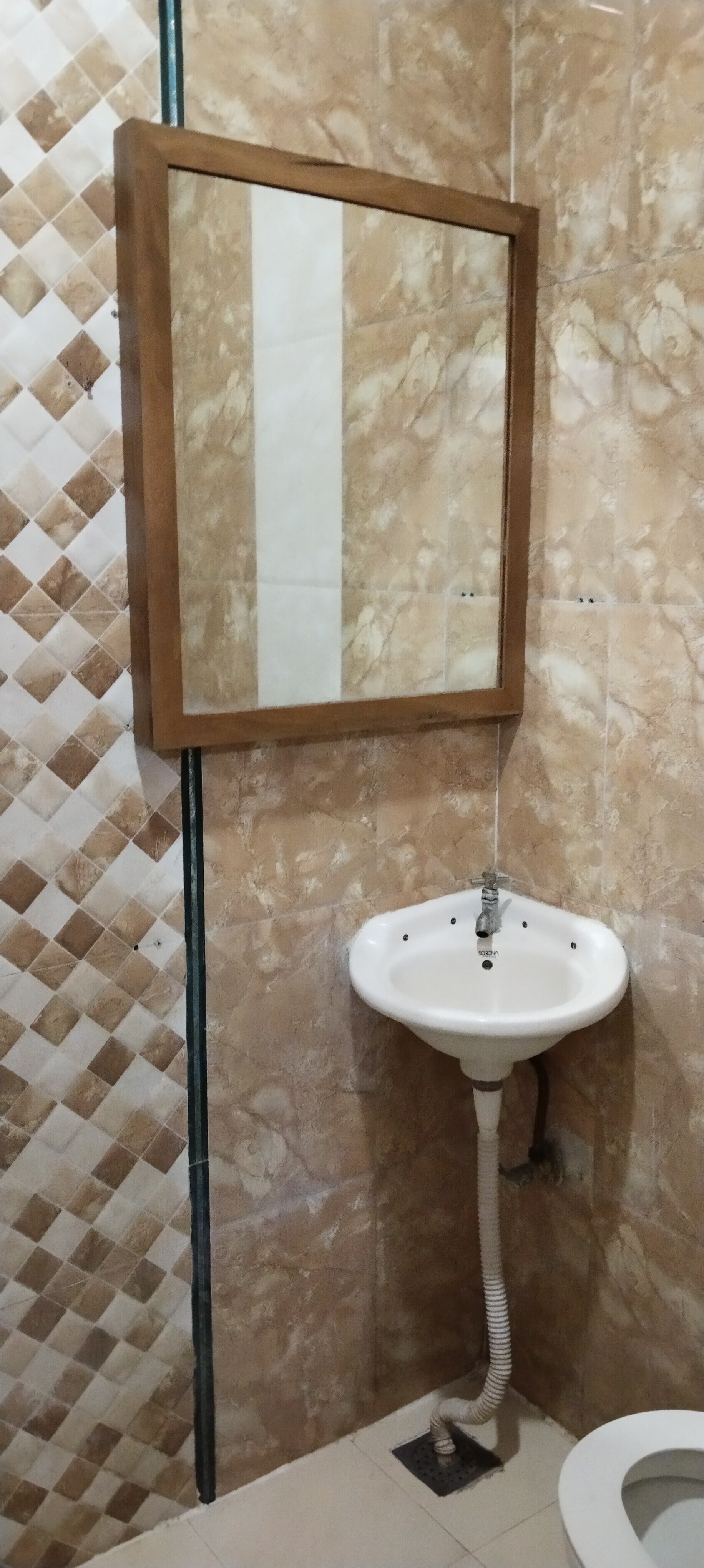 HOTEL GURU KALGIDHAR RESIDENCY - Tap to explore photos