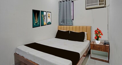 Collection O Dalhousie Square Kolkata Formerly G.N Palace Room Type - Classic with View
