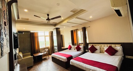 Arya Sheraton Room Type - Super Deluxe