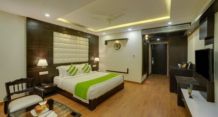 Hotel Di Arch Lucknow Room Type - Club Room