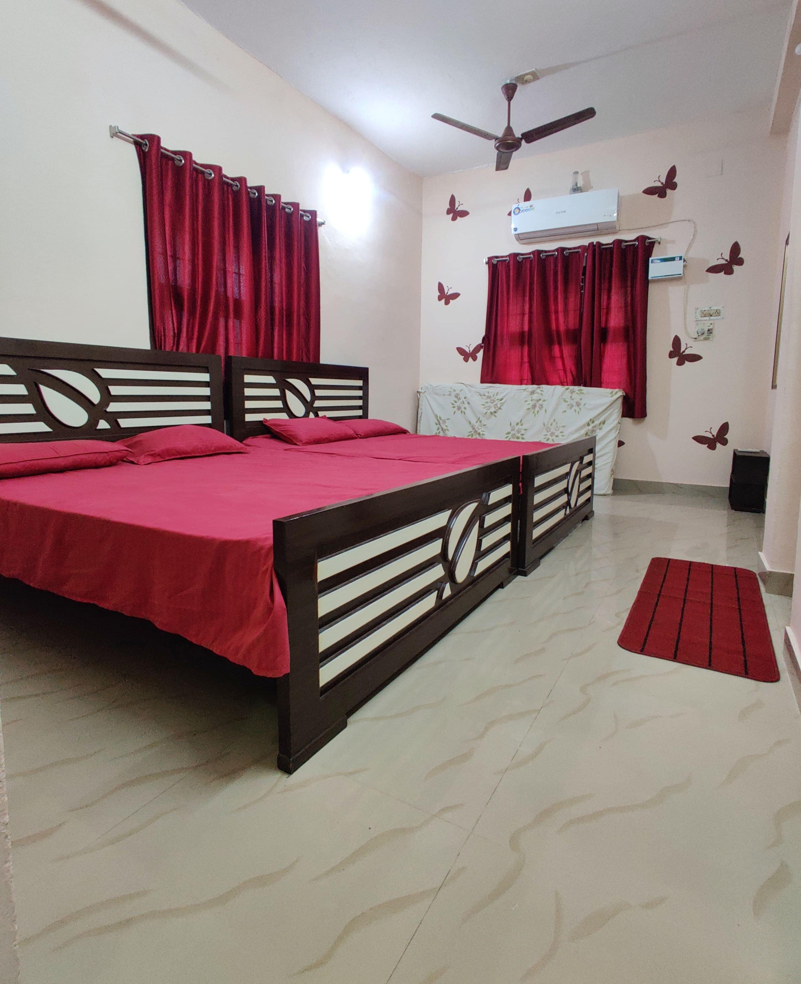 Gina House - Hindustan Comfort Homes - Tap to explore photos