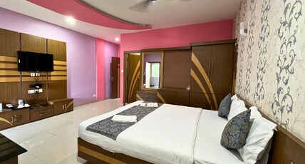 Hotel Meghnath Palace Room Type - Premium Room