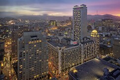 Hilton San Francisco Union Square Hotel - Featuring The City's Highest Skybar