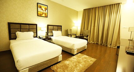 Hotel Golden Palm Room Type - TWIN ROOM