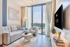 Luxury 1BR Holiday Home CB 0902 Near Burj Khalifa