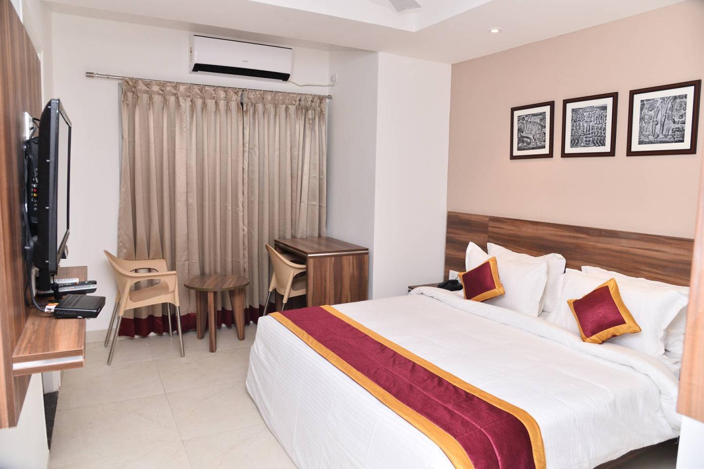 Satya Comforts - Tap to explore photos