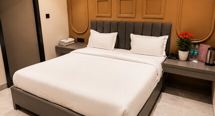 Daddys Den Mount Abu Room Type - Classic AC Room