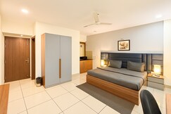 Housr Sector 28 Near to Phase 1 Metro Station