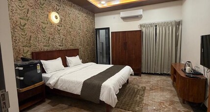 Hotel HR Dreams & Resort Room Type - Deluxe Room
