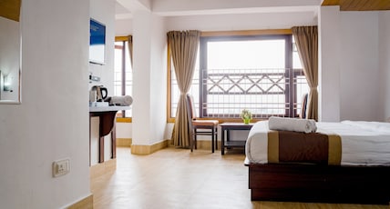 Gangtok Central Rooms Room Type - Super Deluxe (Mountain Facing) Gangtok Central Rooms Room Type - Super Deluxe (Mountain Facing)