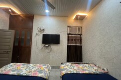JMD Homestay 2BHK flat NearTemple Ghat