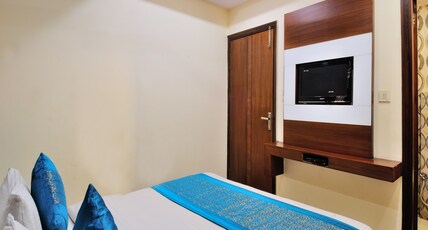 Hotel Gold Star Inn @ Paharganj Room Type - Deluxe Room With Free WiFi