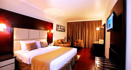 Gulf Inn Hotel Deira Room Type - Standard King Bed Room with City View