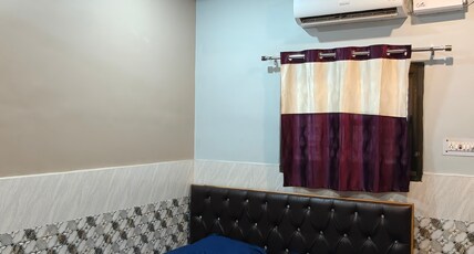 Awadh 2 Star Room Type - Bedroom 3