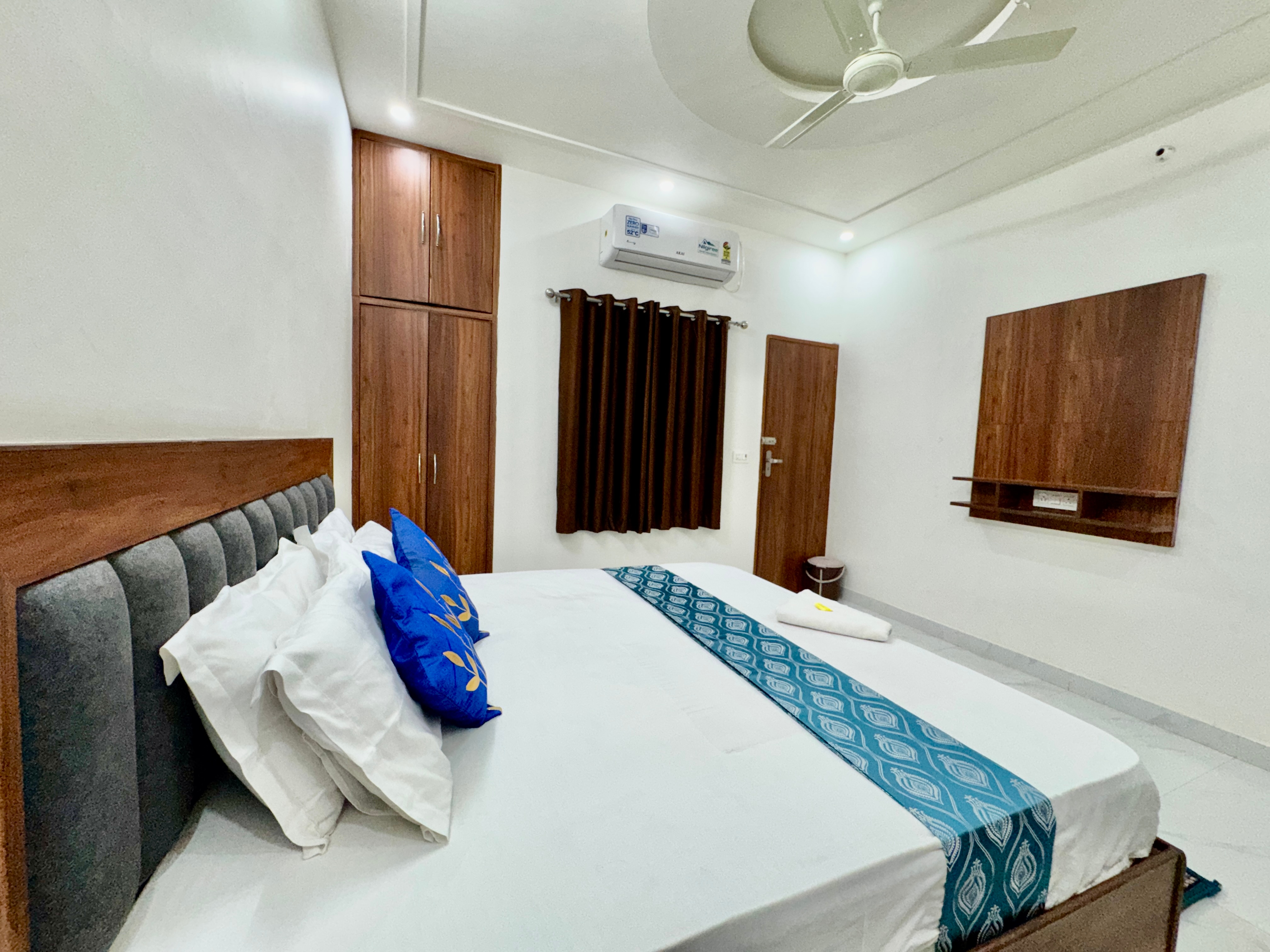 Shree Hanumat Kripa Dham - Tap to explore photos