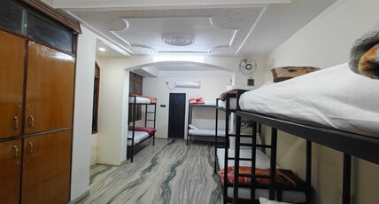 The Dream Stay | Rooms & Doms Room Type - 8-Bed Mixed AC Dormitory