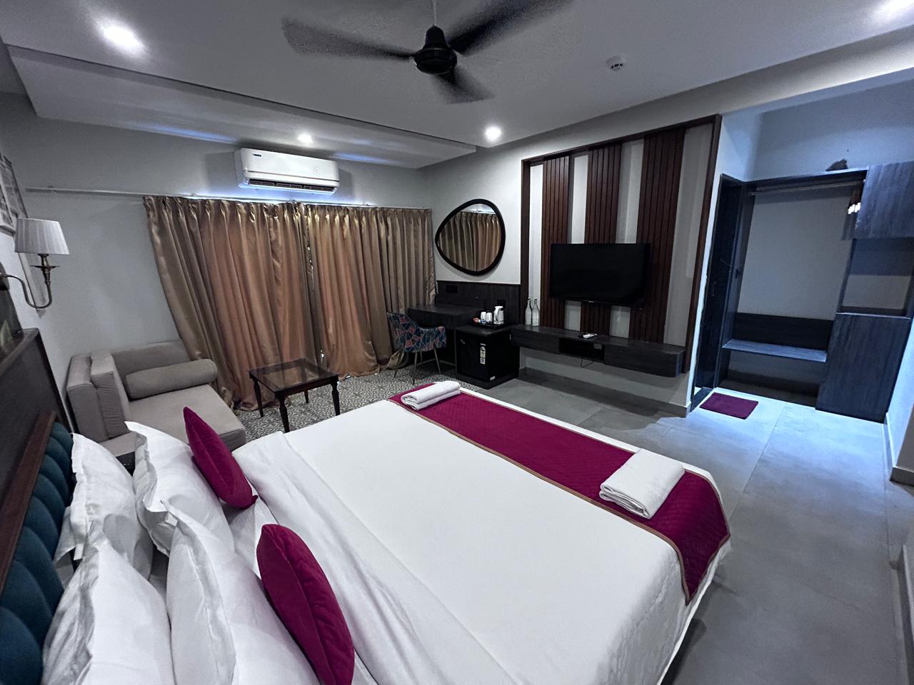 RMP HOTELS - Tap to explore photos