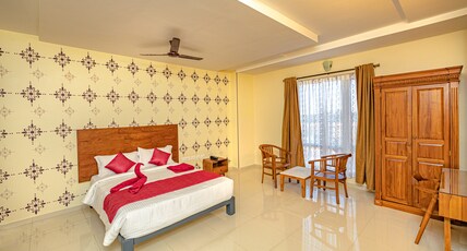 Hotel SRM GRANDEURS Room Type - Suite Room