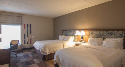 HAMPTON INN  MEDINA OH Room Type - 2 QUEEN BEDS NONSMOKING