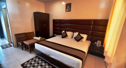 Pops Hotel and Restaurant Room Type - Super Deluxe Room with Balcony