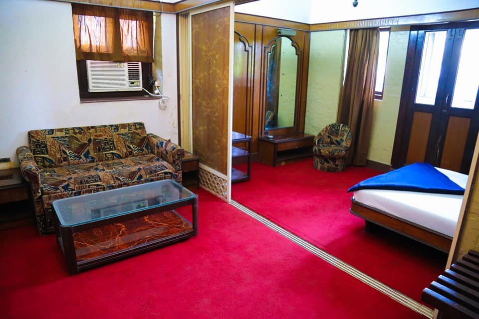 Hotel Happy Home Colaba - Tap to explore photos