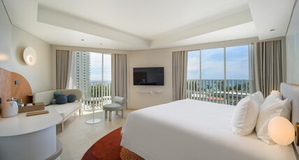 Centara Karon Resort Phuket Room Type - Deluxe Ocean View King