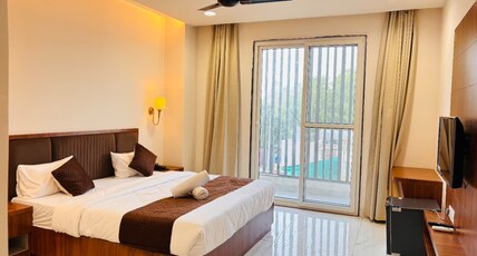 Hotel Janki Elite Room Type - Super Deluxe Room