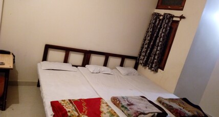 HOTEL SHRI KRISHNA Room Type - Family Room
