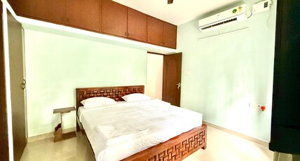 Kolam Dingai Serviced Residence, Kotturpuram Room Type - Executive King Room With Balcony-R5