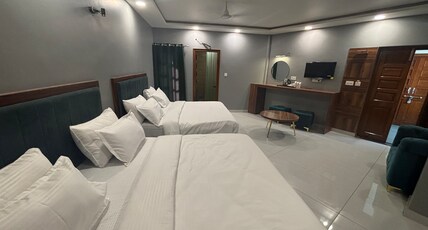 Shri Kalyan Residency Room Type - Family Room Luxr AC
