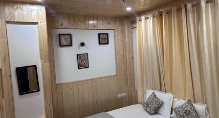 JIBHIHIGHNESS Room Type - STANDARD COZY WOODEN ROOM