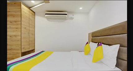 Hotel O3 Room Type - Deluxe Room without City View