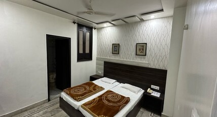Kushal Hotel - 400 meter from CMC Hospital Room Type - Deluxe Room