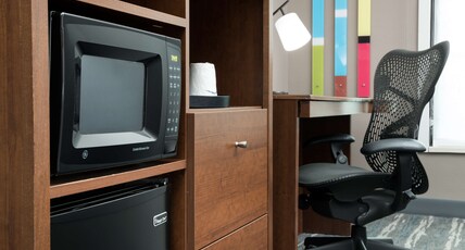 Hampton Inn & Suites by Hilton Chicago-North Shore/Skokie Room Type - 2QN MOB HEAR ACC RI-SHW NS